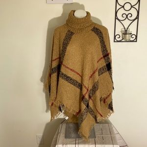 Women’s turtleneck poncho, one size fits most